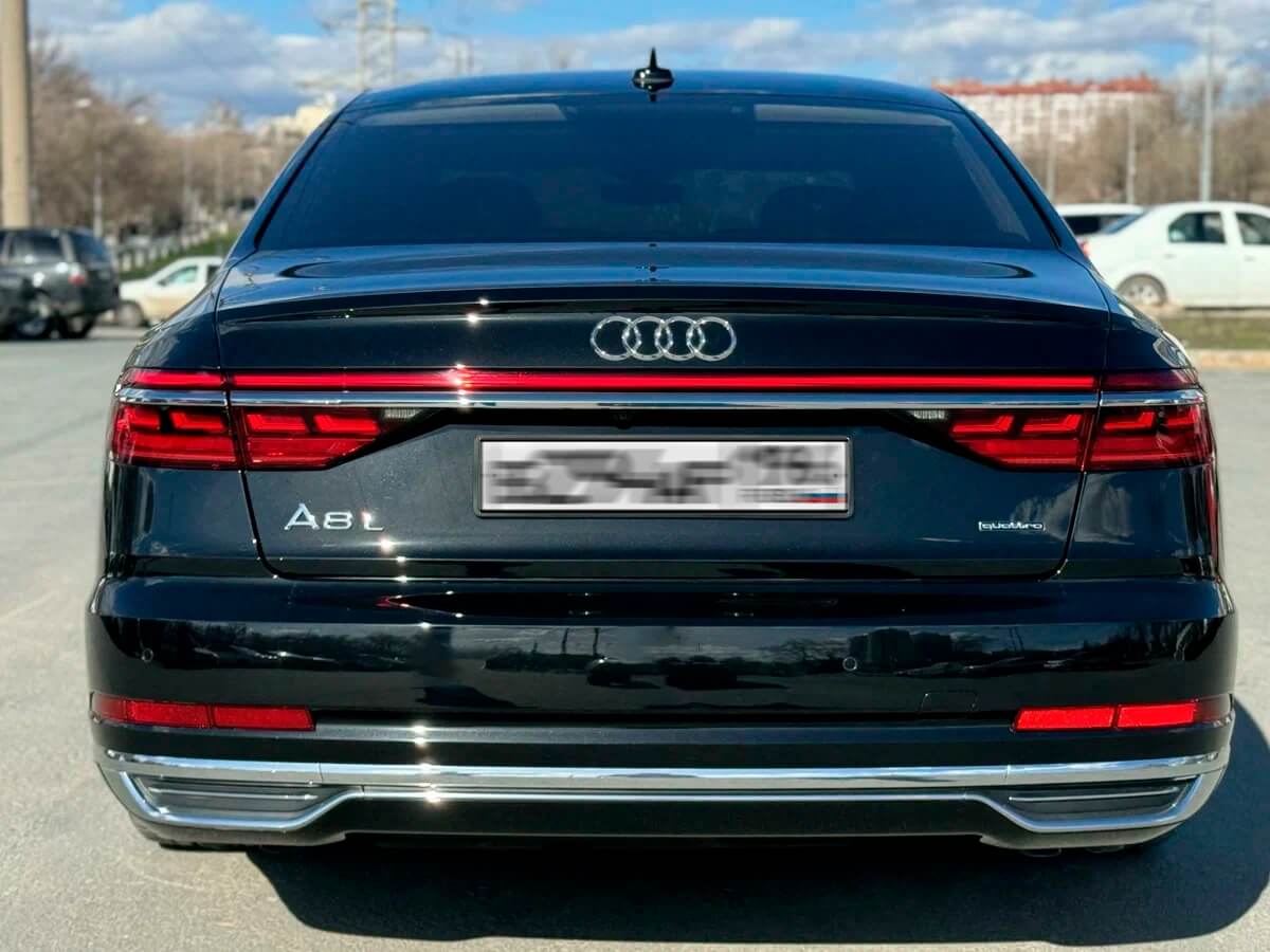 Audi A8 в аренду